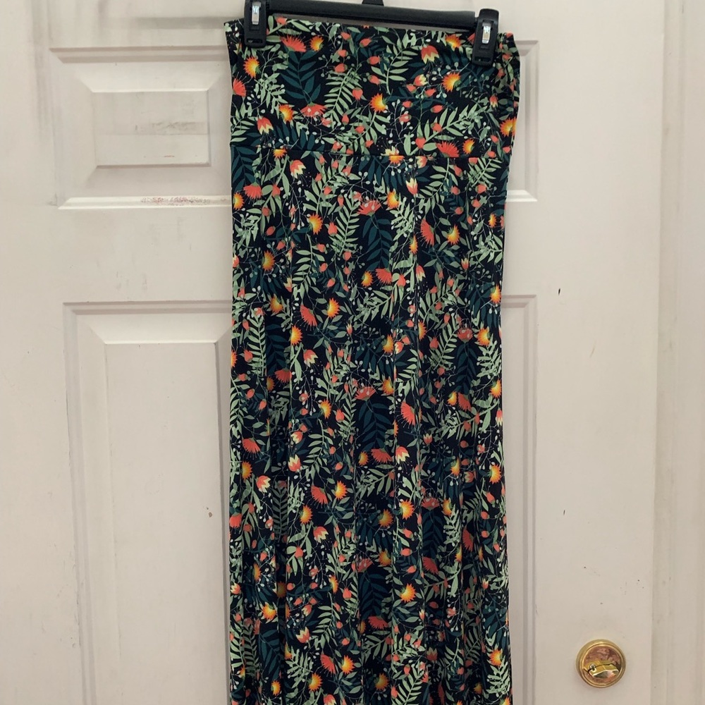 LuLaRoe XS Maxi EUC floral